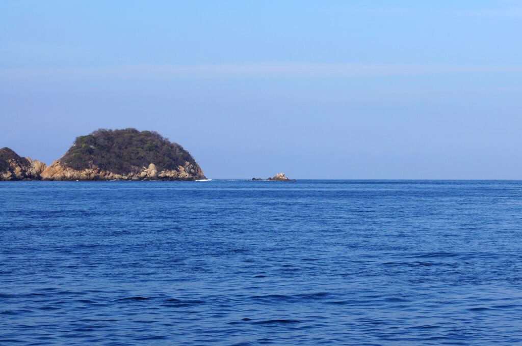 Sitio de buceo frente a la costa de Acapulco, Guerrero